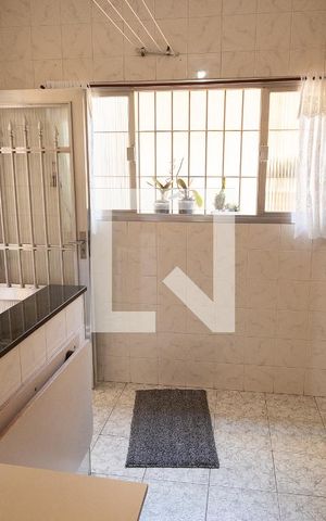 Casa à venda com 234m², 3 quartos e 5 vagas Casa à venda com 234m², 3 quartos e 5 vagasÁrea de Serviço