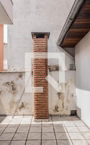 Casa à venda com 300m², 4 quartos e 2 vagas Casa à venda com 300m², 4 quartos e 2 vagasÁrea externa