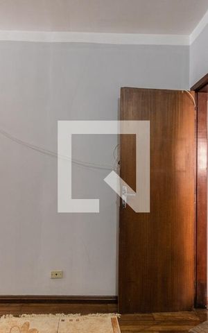 Casa à venda com 300m², 4 quartos e 2 vagas Casa à venda com 300m², 4 quartos e 2 vagasQuarto 1