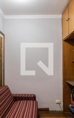 Casa à venda com 300m², 4 quartos e 2 vagas Casa à venda com 300m², 4 quartos e 2 vagasQuarto 1