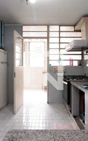 Apartamento à venda com 180m², 3 quartos e 4 vagasCozinha