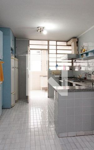 Apartamento à venda com 180m², 3 quartos e 4 vagasCozinha