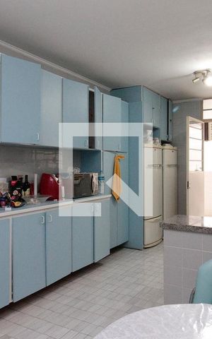 Apartamento à venda com 180m², 3 quartos e 4 vagasCozinha