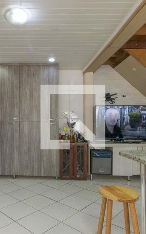 Casa à venda com 200m², 3 quartos e 1 vaga Casa à venda com 200m², 3 quartos e 1 vagaCozinha