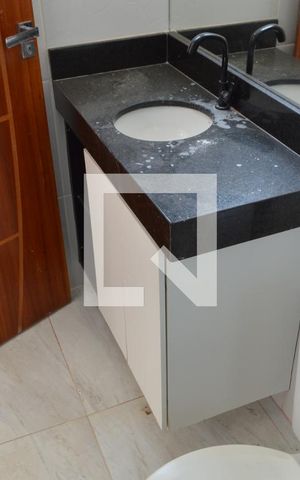 Casa de condomínio para alugar com 300m², 3 quartos e 2 vagasBanheiro da Suíte 3