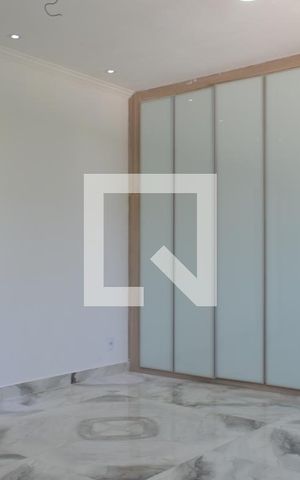 Casa de condomínio para alugar com 300m², 3 quartos e 2 vagasSuite 2