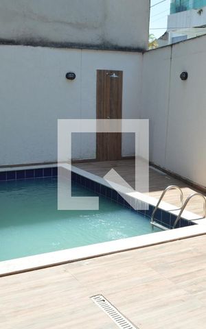 Casa de condomínio para alugar com 300m², 3 quartos e 2 vagasPiscina