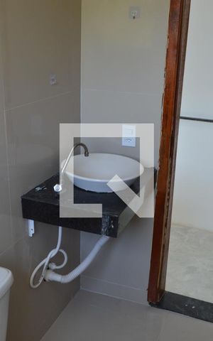 Casa de condomínio para alugar com 300m², 3 quartos e 2 vagasBanheiro do Salão de festas 