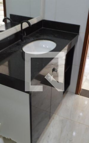 Casa de condomínio para alugar com 300m², 3 quartos e 2 vagasBanheiro