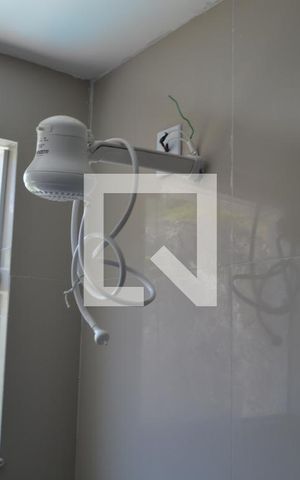 Casa de condomínio para alugar com 300m², 3 quartos e 2 vagasBanheiro do Salão de festas 