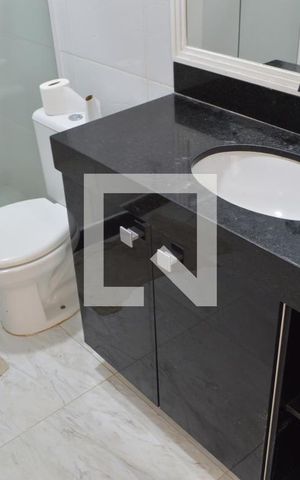 Casa de condomínio para alugar com 300m², 3 quartos e 2 vagasBanheiro 