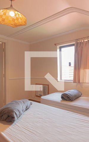 Casa à venda com 700m², 8 quartos e 6 vagas Casa à venda com 700m², 8 quartos e 6 vagasquarto 8