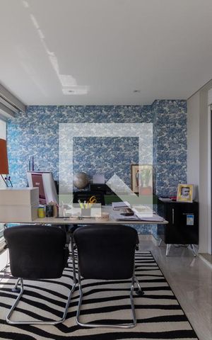 Apartamento à venda com 280m², 4 quartos e 4 vagas Apartamento à venda com 280m², 4 quartos e 4 vagasVaranda Suíte