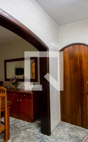 Casa à venda com 380m², 3 quartos e 6 vagas Casa à venda com 380m², 3 quartos e 6 vagasCopa/Cozinha