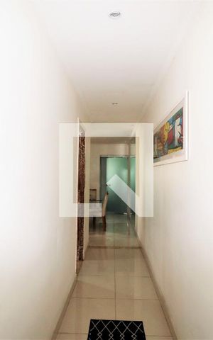 Casa à venda com 145m², 3 quartos e 2 vagasCorredor