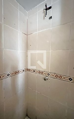 Apartamento à venda com 64m², 2 quartos e sem vagaBanheiro