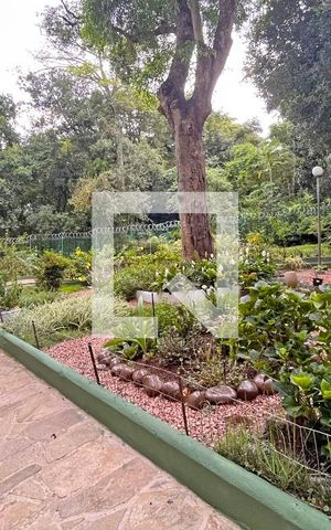 Apartamento à venda com 64m², 2 quartos e sem vagaÁrea comum