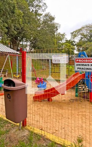Apartamento à venda com 64m², 2 quartos e sem vagaÁrea Comum - Playground