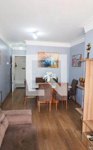 Apartamento para alugar com 60m², 2 quartos e 1 vaga Apartamento para alugar com 60m², 2 quartos e 1 vagaSala de TV