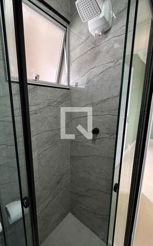 Apartamento para alugar com 57m², 2 quartos e 1 vaga Apartamento para alugar com 57m², 2 quartos e 1 vagaBanheiro