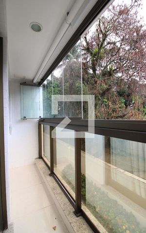 Apartamento para alugar com 60m², 2 quartos e 1 vagaVaranda