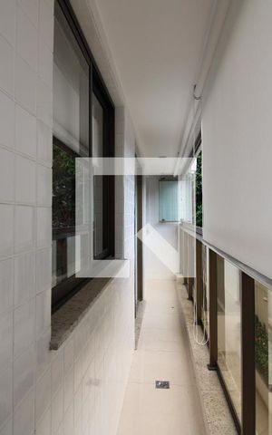 Apartamento para alugar com 60m², 2 quartos e 1 vagaVaranda