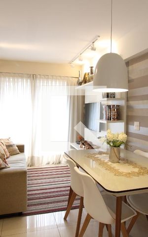 Apartamento para alugar com 60m², 2 quartos e 1 vagaSala