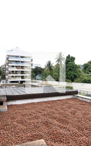 Apartamento para alugar com 60m², 2 quartos e 1 vagaÁrea comum 