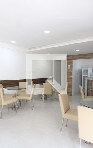 Apartamento para alugar com 60m², 2 quartos e 1 vagaÁrea comum - Salão de festas