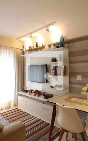 Apartamento para alugar com 60m², 2 quartos e 1 vagaSala