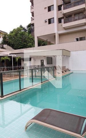Apartamento para alugar com 60m², 2 quartos e 1 vagaÁrea comum - Piscina