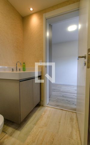 Apartamento à venda com 147m², 3 quartos e 2 vagas Apartamento à venda com 147m², 3 quartos e 2 vagasQuarto 2 - Suíte
