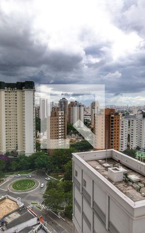 Apartamento à venda com 147m², 3 quartos e 2 vagas Apartamento à venda com 147m², 3 quartos e 2 vagasQuarto 1 - Vista