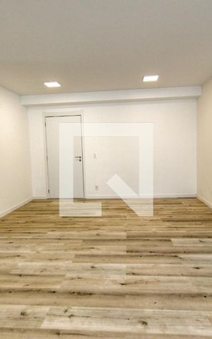 Apartamento à venda com 147m², 3 quartos e 2 vagas Apartamento à venda com 147m², 3 quartos e 2 vagasSala