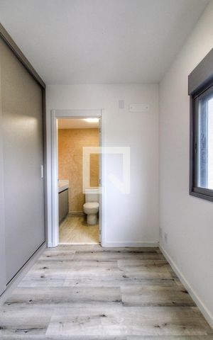 Apartamento à venda com 147m², 3 quartos e 2 vagas Apartamento à venda com 147m², 3 quartos e 2 vagasQuarto 1