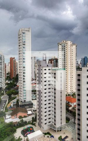 Apartamento à venda com 147m², 3 quartos e 2 vagas Apartamento à venda com 147m², 3 quartos e 2 vagasVaranda gourmet - Vista