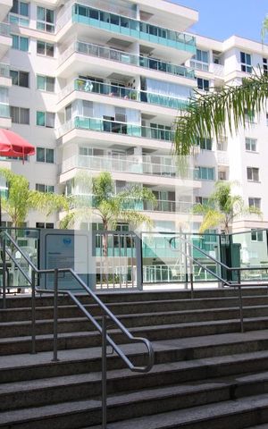 Apartamento à venda com 140m², 3 quartos e 2 vagasÁrea comum - Piscina