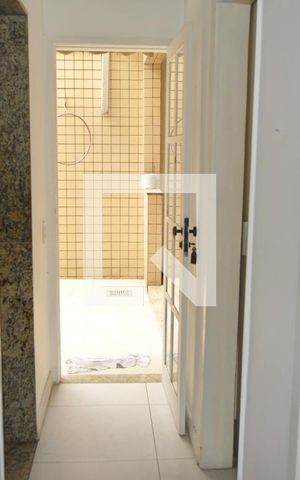 Casa de condomínio à venda com 100m², 5 quartos e 1 vagaCorredor 