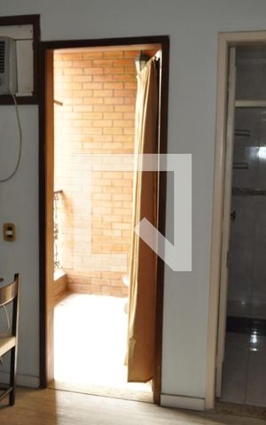 Casa de condomínio à venda com 100m², 5 quartos e 1 vagaQuarto 4