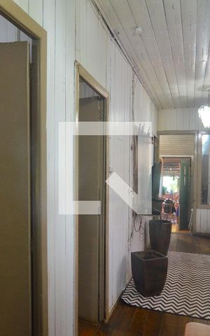 Casa à venda com 110m², 3 quartos e 2 vagasSala