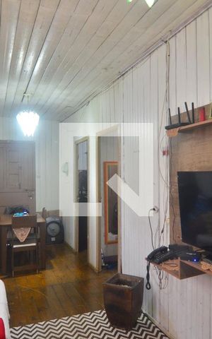 Casa à venda com 110m², 3 quartos e 2 vagasSala