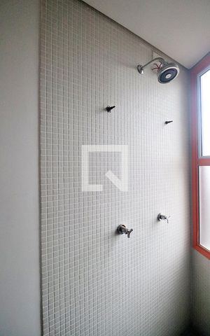 Apartamento à venda com 275m², 4 quartos e 4 vagasBanheiro da Suíte 2