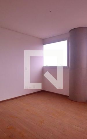 Apartamento à venda com 275m², 4 quartos e 4 vagasSuíte 1