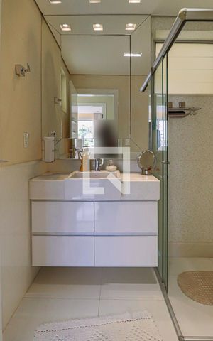 Apartamento à venda com 380m², 4 quartos e 3 vagasCobertura - Banheiro