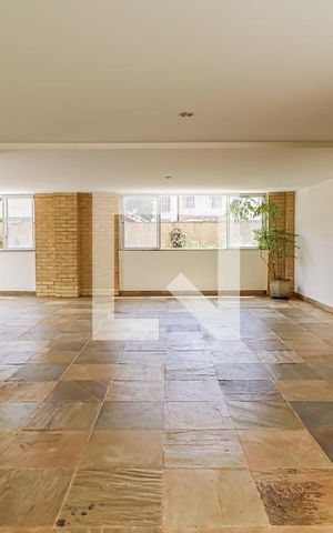 Apartamento à venda com 380m², 4 quartos e 3 vagasÁrea comum - Salão de festas