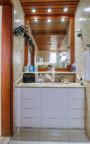 Apartamento à venda com 380m², 4 quartos e 3 vagasBanheiro do Quarto 3 Suíte