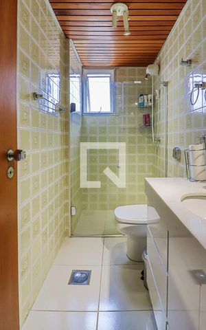 Apartamento à venda com 380m², 4 quartos e 3 vagasBanheiro do Corredor