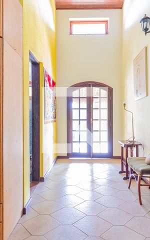 Casa para alugar com 200m², 2 quartos e 20 vagasSuíte 1