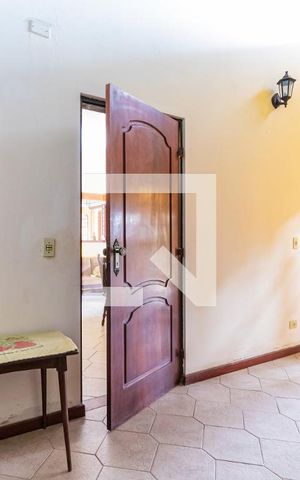 Casa para alugar com 200m², 2 quartos e 20 vagasSuíte 2