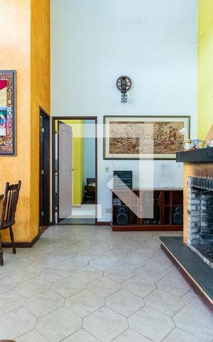 Casa para alugar com 200m², 2 quartos e 20 vagasSala